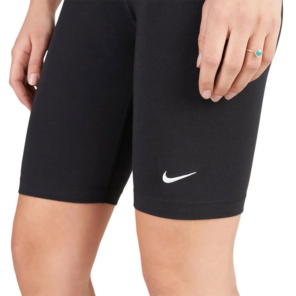 Short Deportivo Nike