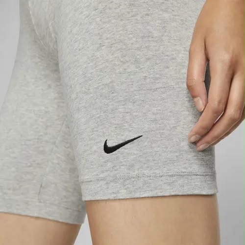 Short Deportivo Nike