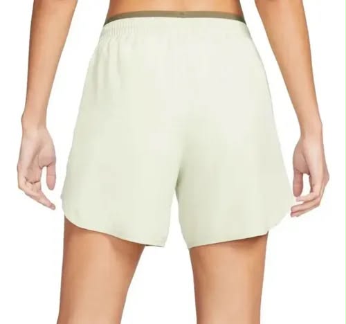 Short Deportivo Nike
