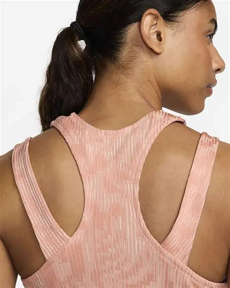 Top Deportivo Nike